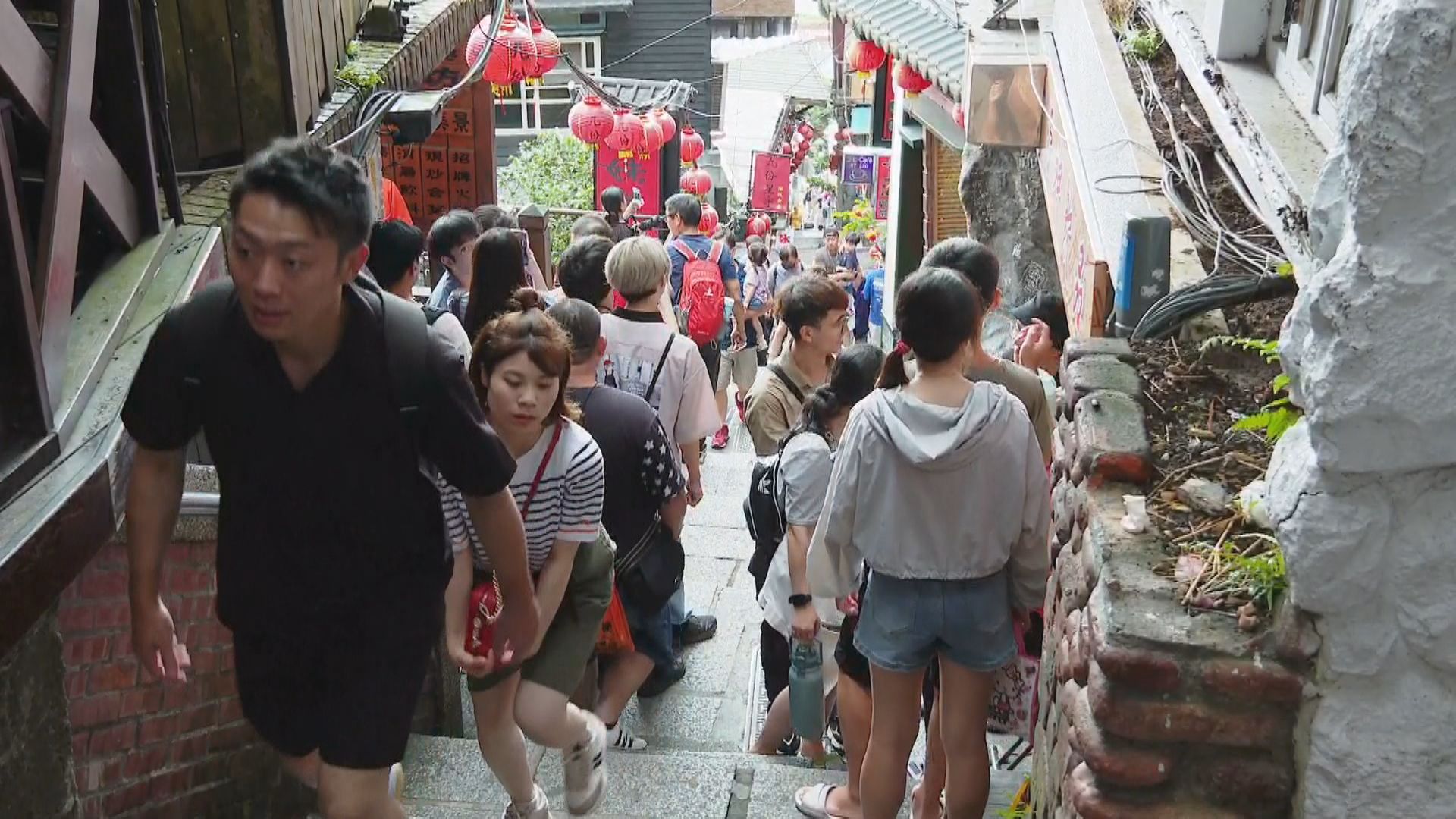 跨國扒竊集團現蹤九份「日籍遊客屢遭殃」 警設誘餌埋伏逮3嫌