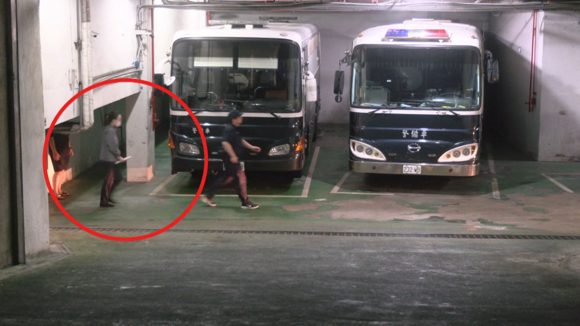 徐巧芯大姑夫杜秉澄情緒失控「頭埋馬桶」 台北看守所急上銬管束