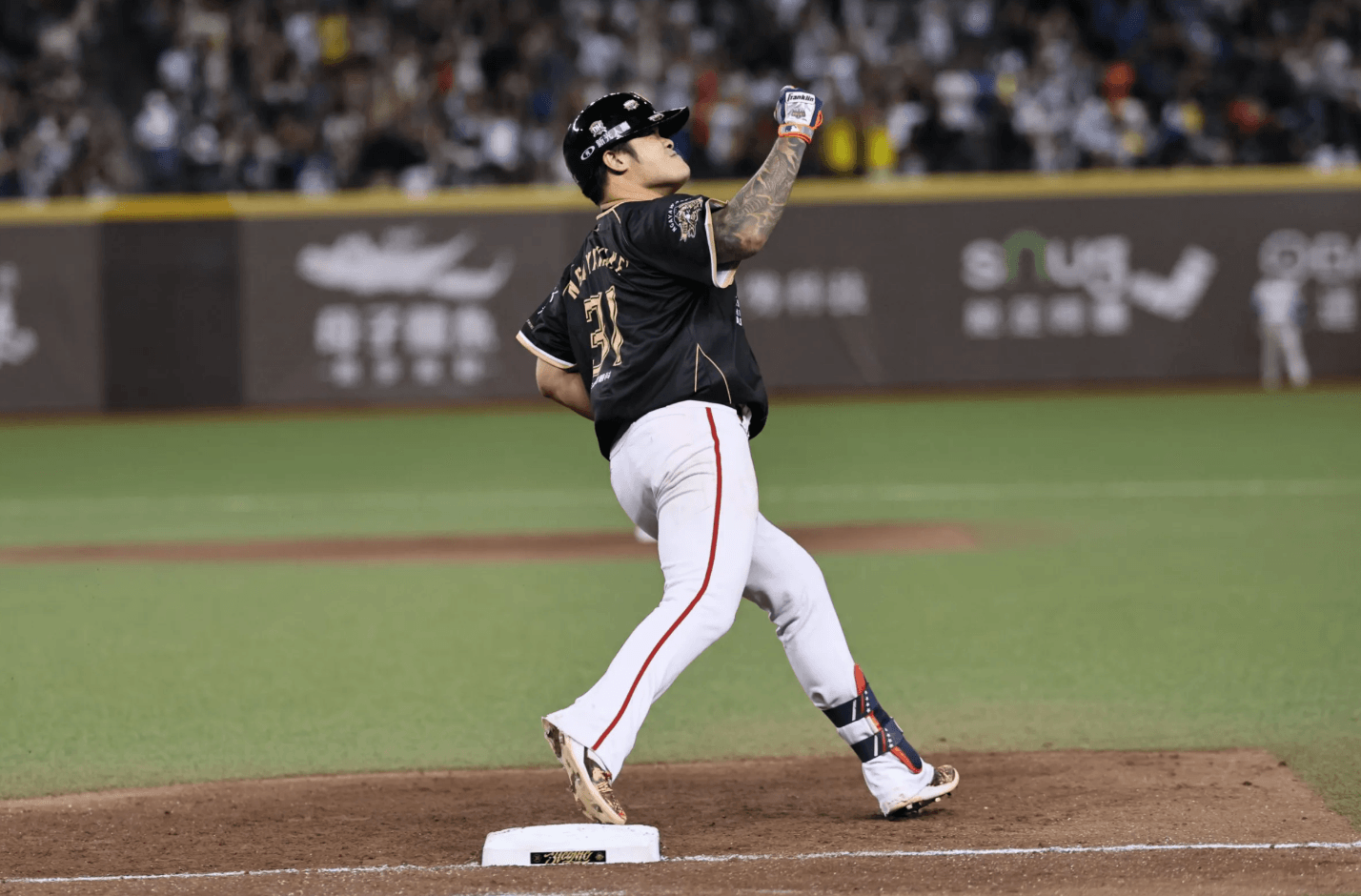 「大師兄」林智勝引退! 味全龍創辦人親自揭曉「退休新身分」