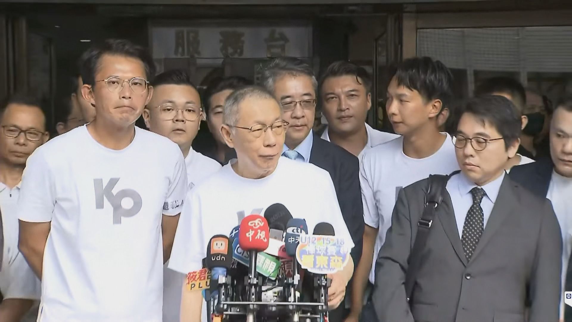 交保後遇律師節 柯文哲發文致謝3律師:讓我看到希望