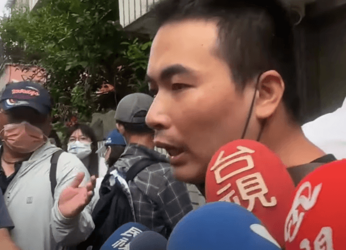 「吃屎哥」兩度撒冥紙鬧場柯文哲 劇組切割戲份全刪+永不錄用