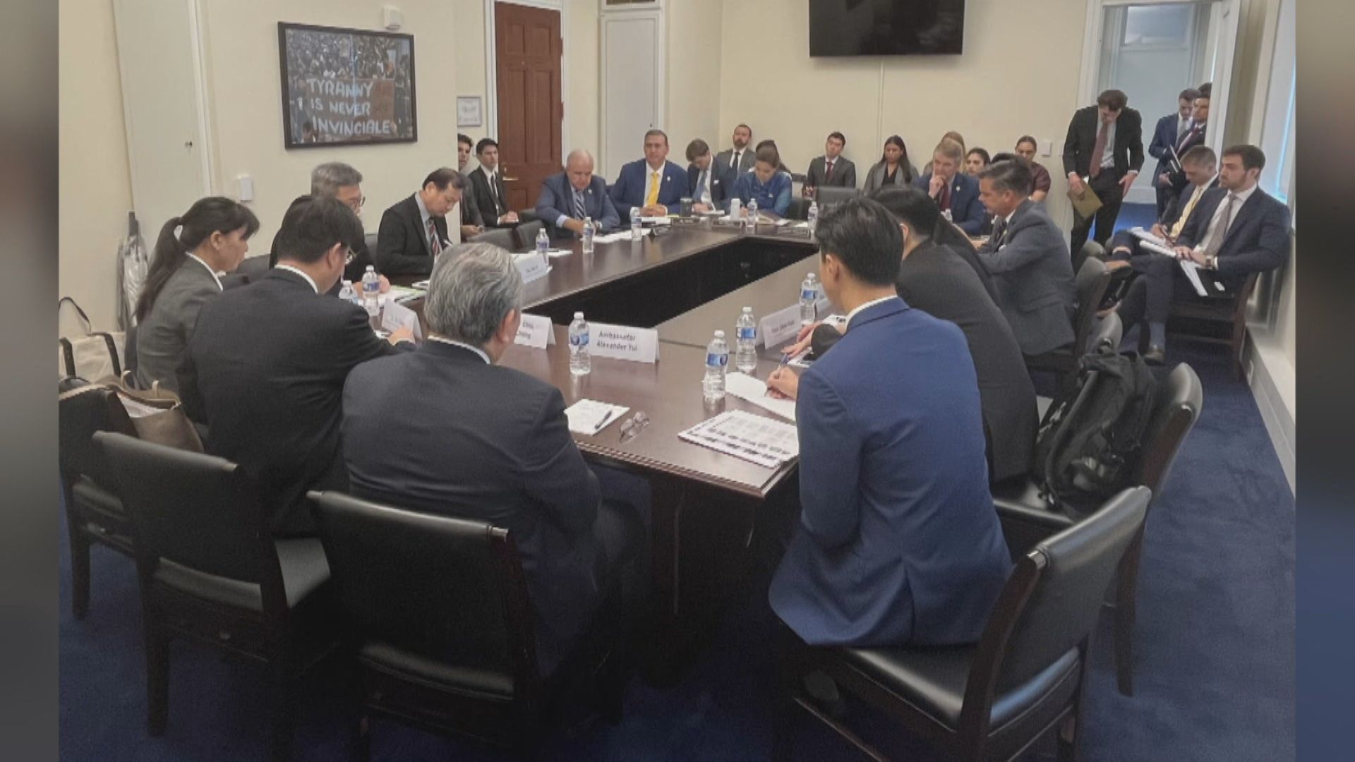 福建號穿台海將服役 衝擊我防衛作戰4/聽取邱垂正簡報 美眾議員了解台如何面對中國威脅