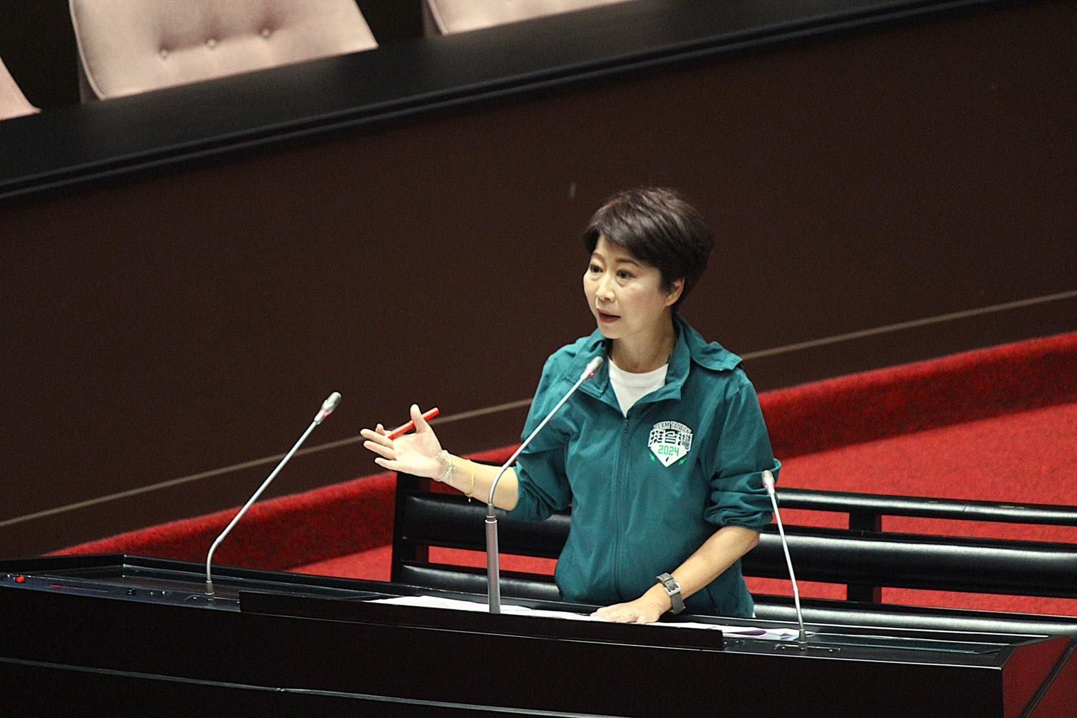 民進黨祭「禁大咖條款」 陳亭妃宣布兩週內全面撤下賴清德合照