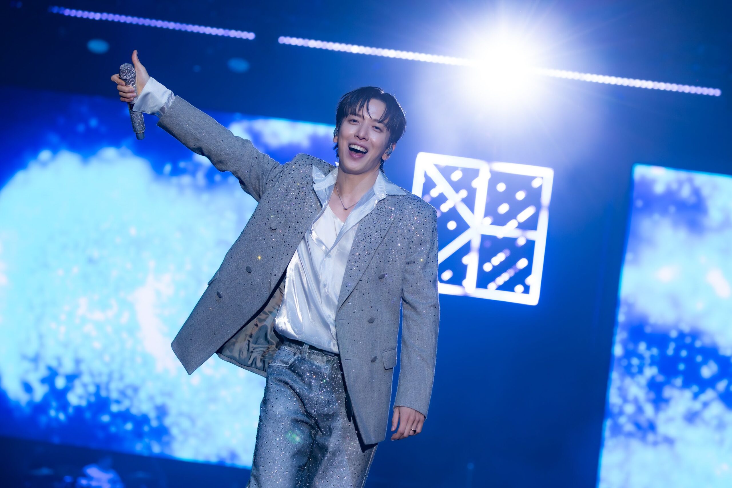 鄭容和SOLO出道10週年桃園開唱 嗨喊「下一站臺北大巨蛋」