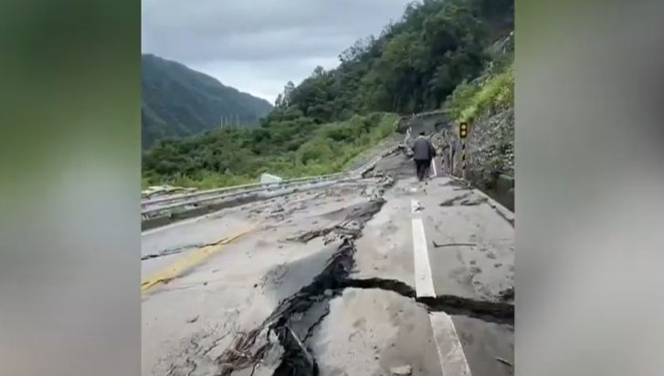 洪災泥流奪命　全民齊心救災助重建4／南橫海端多處坍方阻交通　霧鹿、利稻、下馬三部落成孤島