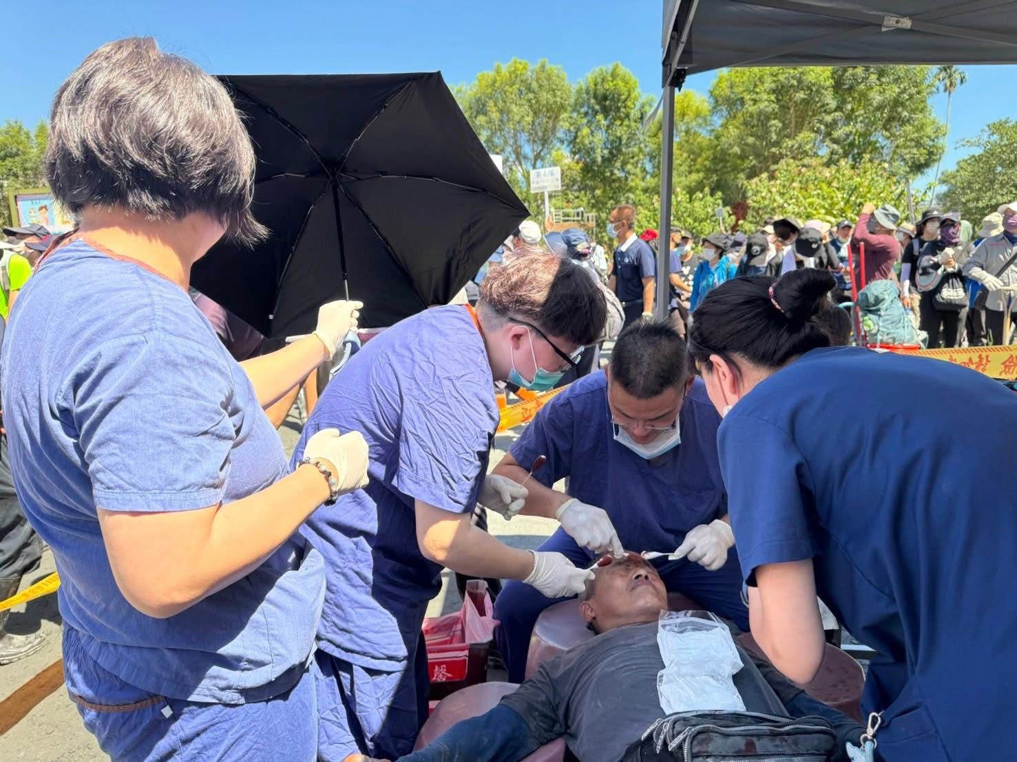 花蓮醫療站缺運動飲料 鏟子超人必帶1物:寧願熱死也不要癢死