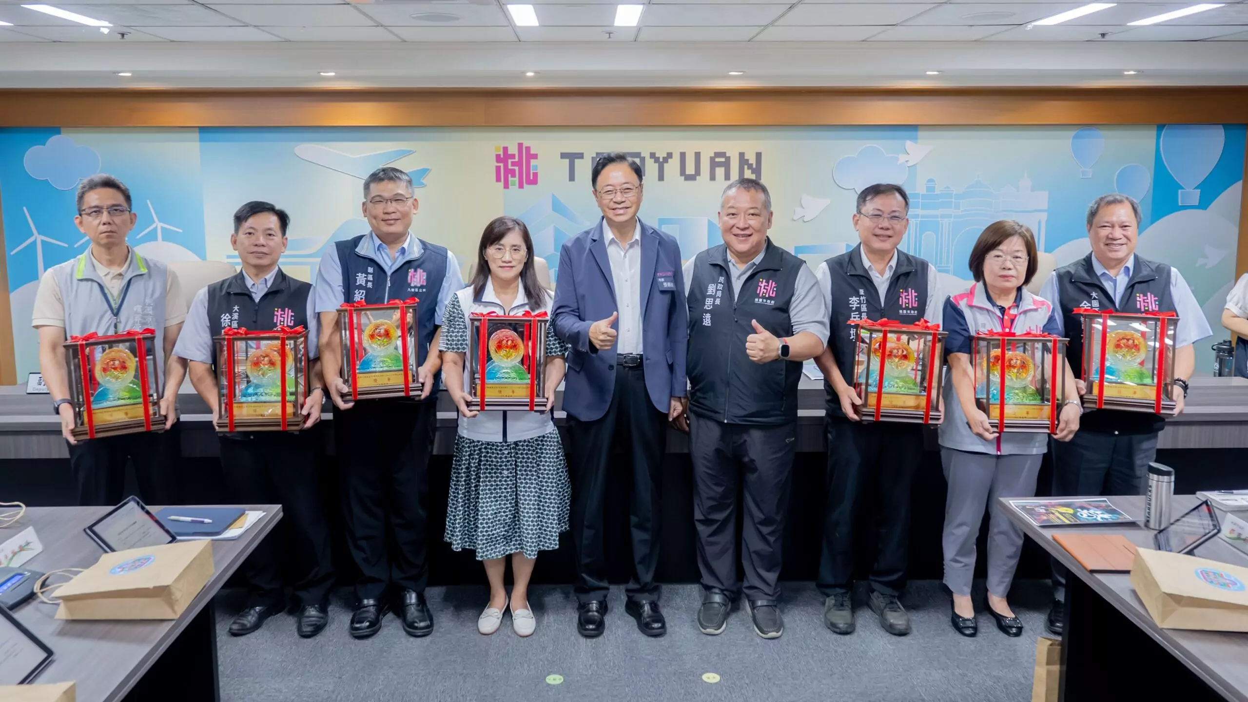 桃園殯葬設施評鑑出爐 7單位獲張善政表揚 桃園殯葬設施評鑑出爐 7單位獲張善政表揚