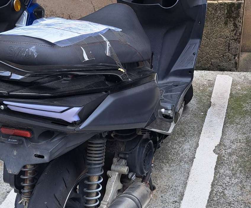 蘆竹未成年騎「沒車牌」改裝車炸街 遭開罰6萬1800元