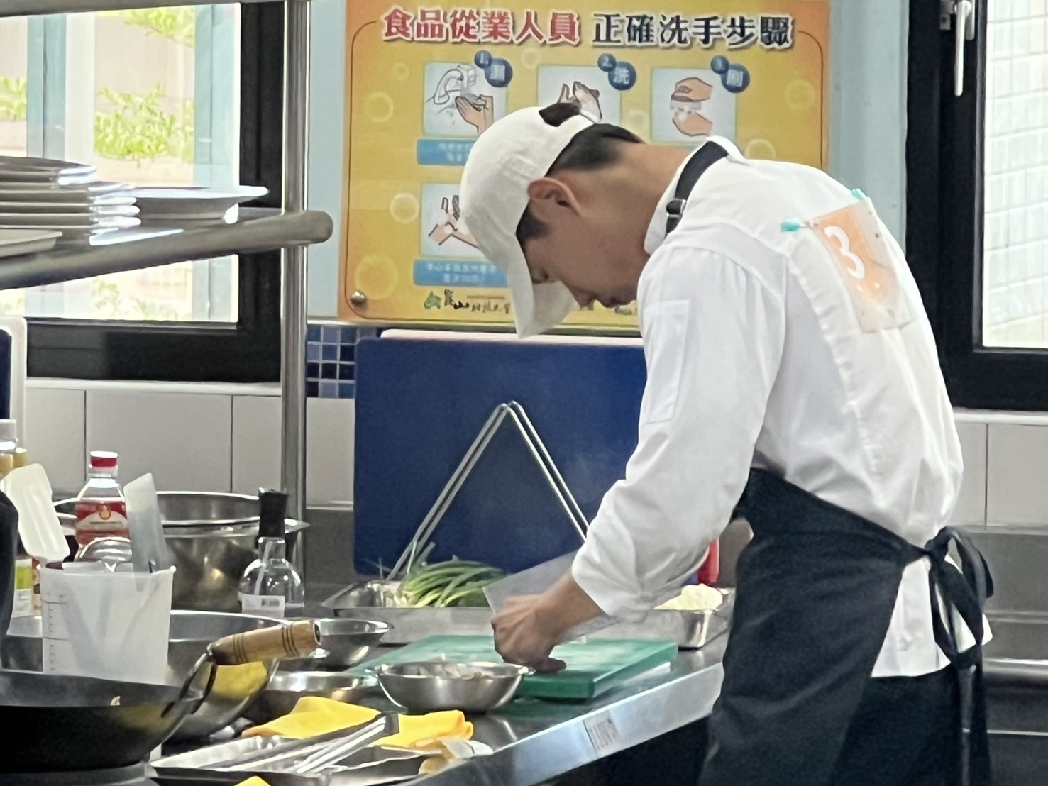 桃園少年食神吳添豪勇奪全國首惜廚師「首惜廚神獎」 以邊角料翻轉惜食教育共4張 0