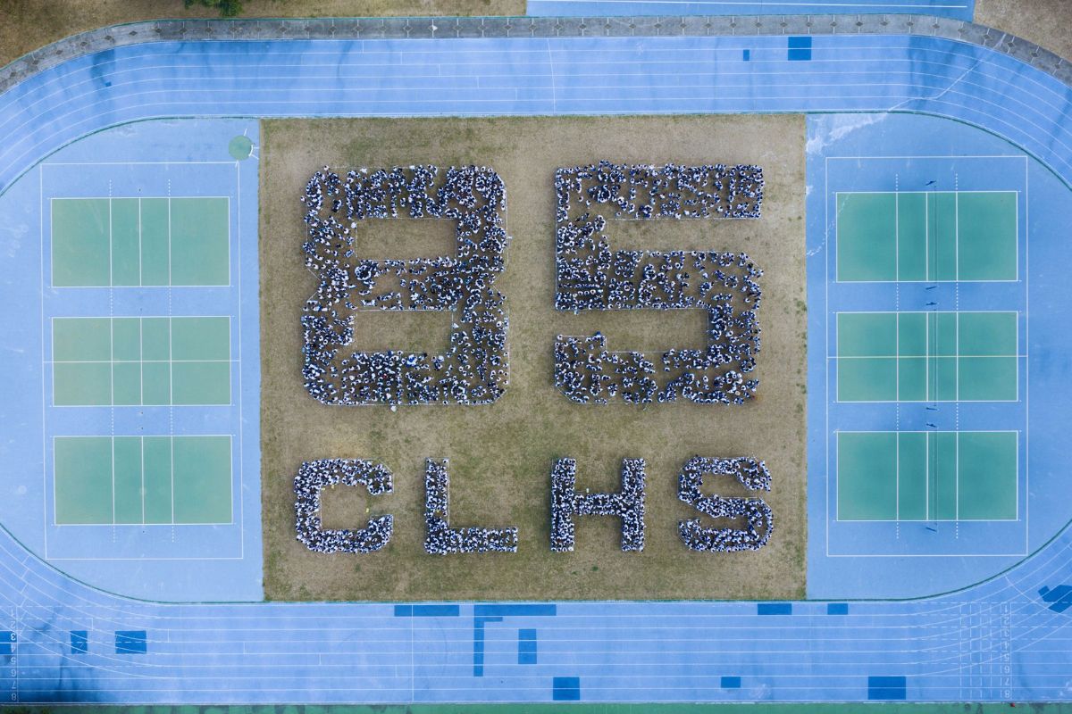 中大壢中歡慶85周年 上千學子操場排出「85 CLHS」紀念歷史時刻 1141027 001