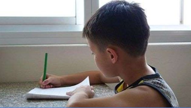 依賴3C育兒 5歲童近視逼近1000度