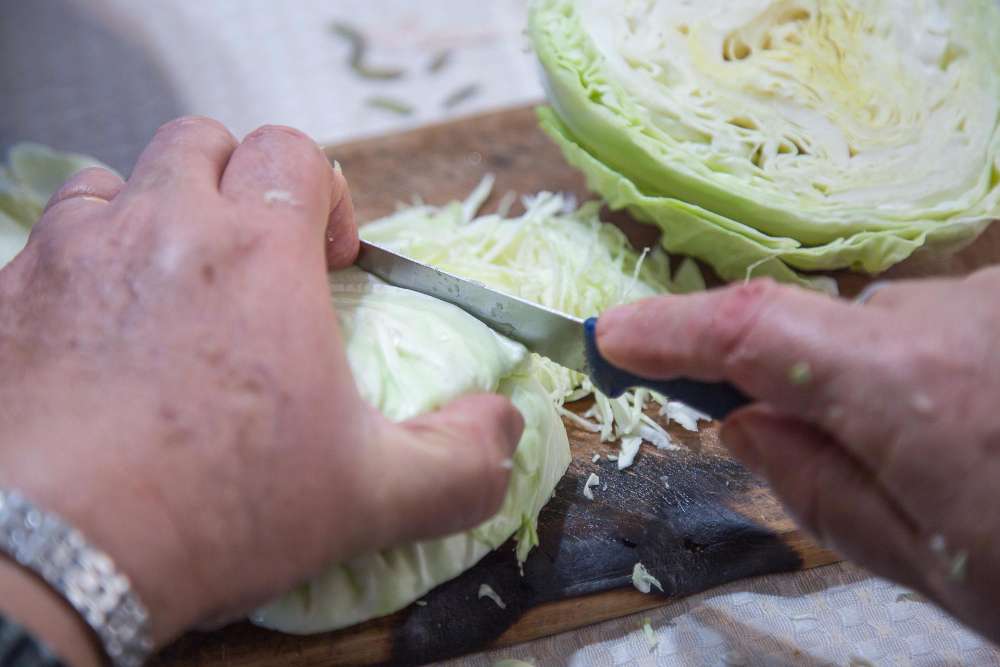 高麗菜怎麼切最美味?農糧署教你2切法一次學會