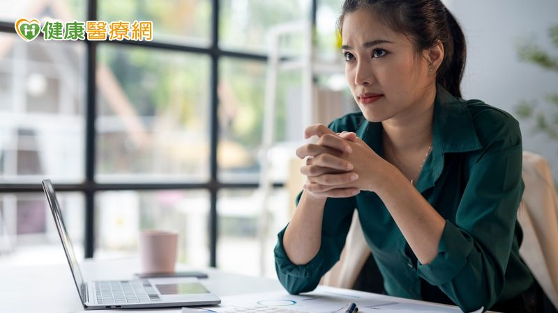 為什麼換公司也沒用?專家:問題不在你而在制度