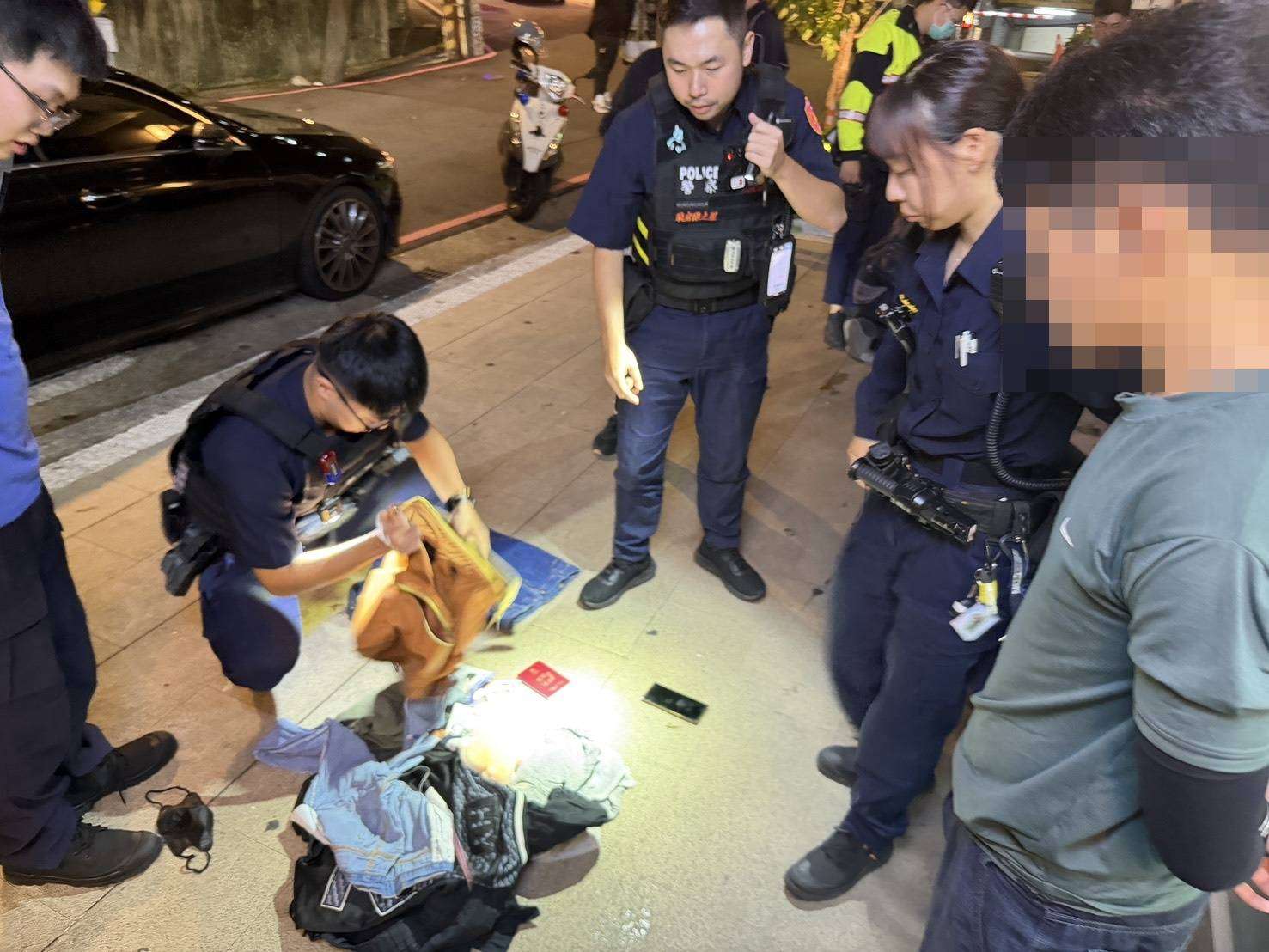 暗夜尾隨逮車手!馬籍男子連跑超商領錢 當場被制伏