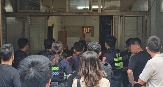 兒少安危誰護?揮刀刺兩童 冷凍車載送1/苗栗超商旁隨機砍人!男子失控揮刀 2女童1男遭刺