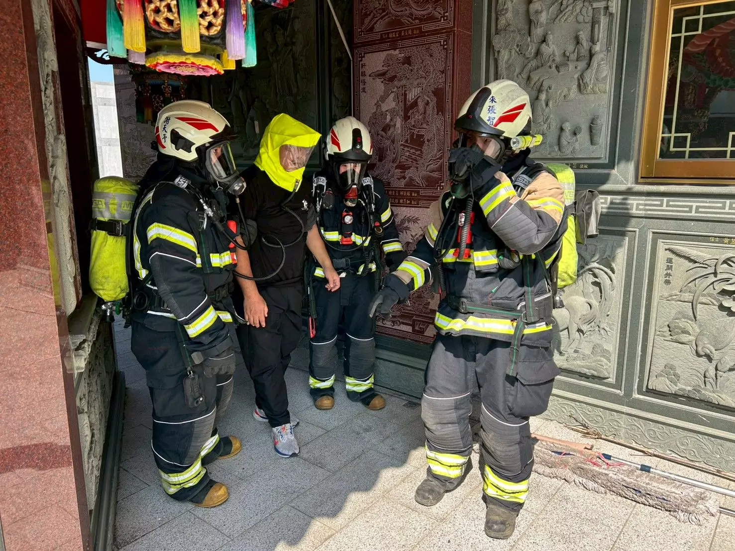 楊梅消防分隊前進錫福宮 無腳本演練守護文化資產 楊梅消防分隊前進錫福宮 無腳本演練守護文化資產