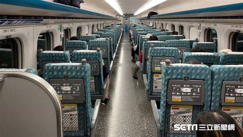 高鐵「寧靜車廂」很多餘?網:公德心才是重點