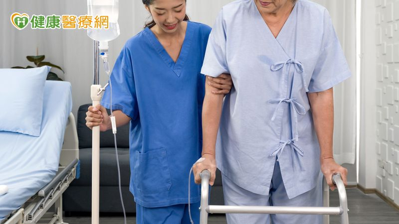 7旬婦大腸癌術後5天出院 「新式手術照護模式」助攻
