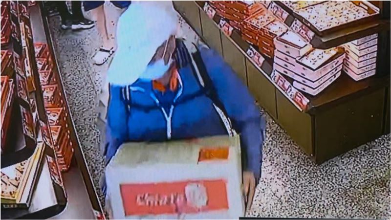 阿伯沒付錢搬走近百顆鳳梨酥 佳德小編創意貼文引起網友熱議