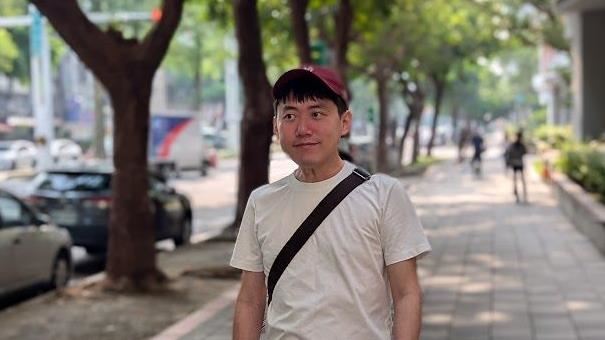 百萬網紅Cheap稱吃狗肉不犯法 律師打臉了