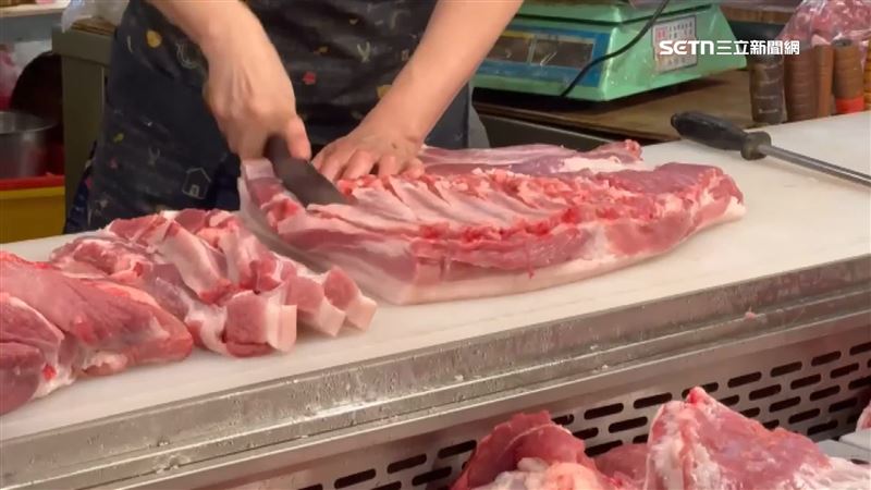 非洲豬瘟襲台!豬隻禁運、禁宰5天 陳駿季:冷凍庫存足供全國1個月