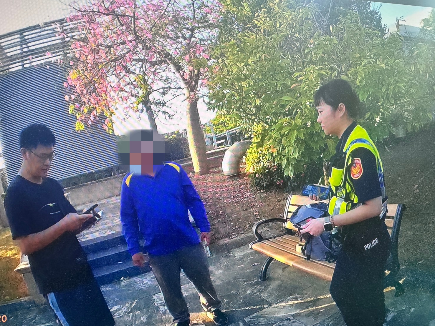 檢舉獎金入袋!中壢小黃運將發現乘客是車手 悄報案助警方逮人 545gf