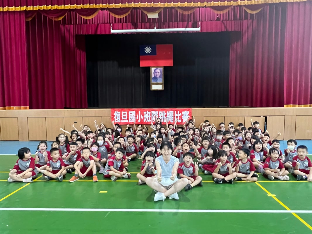 桃園復旦國小班際跳繩比賽活力登場 培養團隊合作精神 545herwdr 1