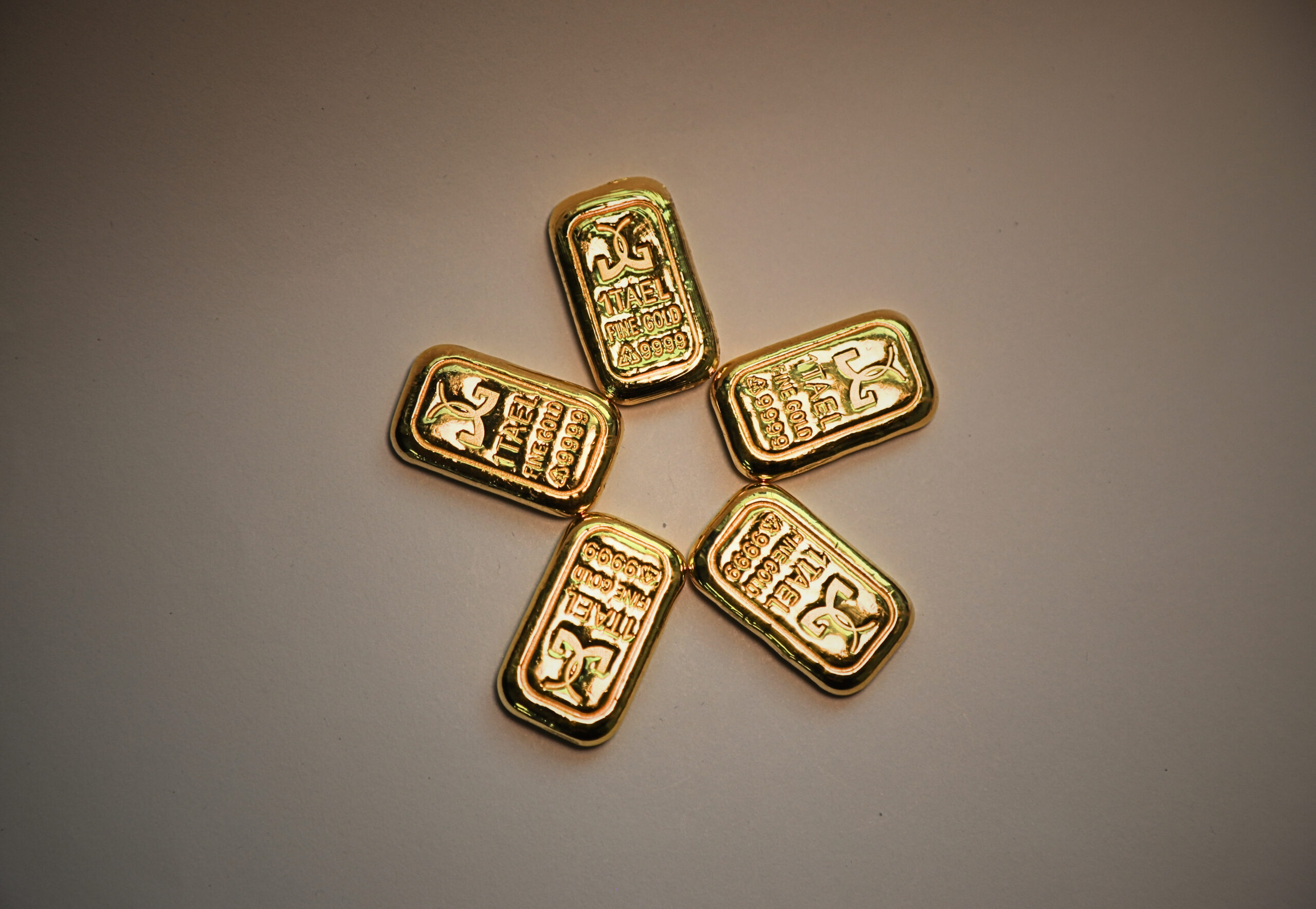 桃園分署聯合拍賣會11/4登場 黃金、超跑等你帶回家 5656 scaled