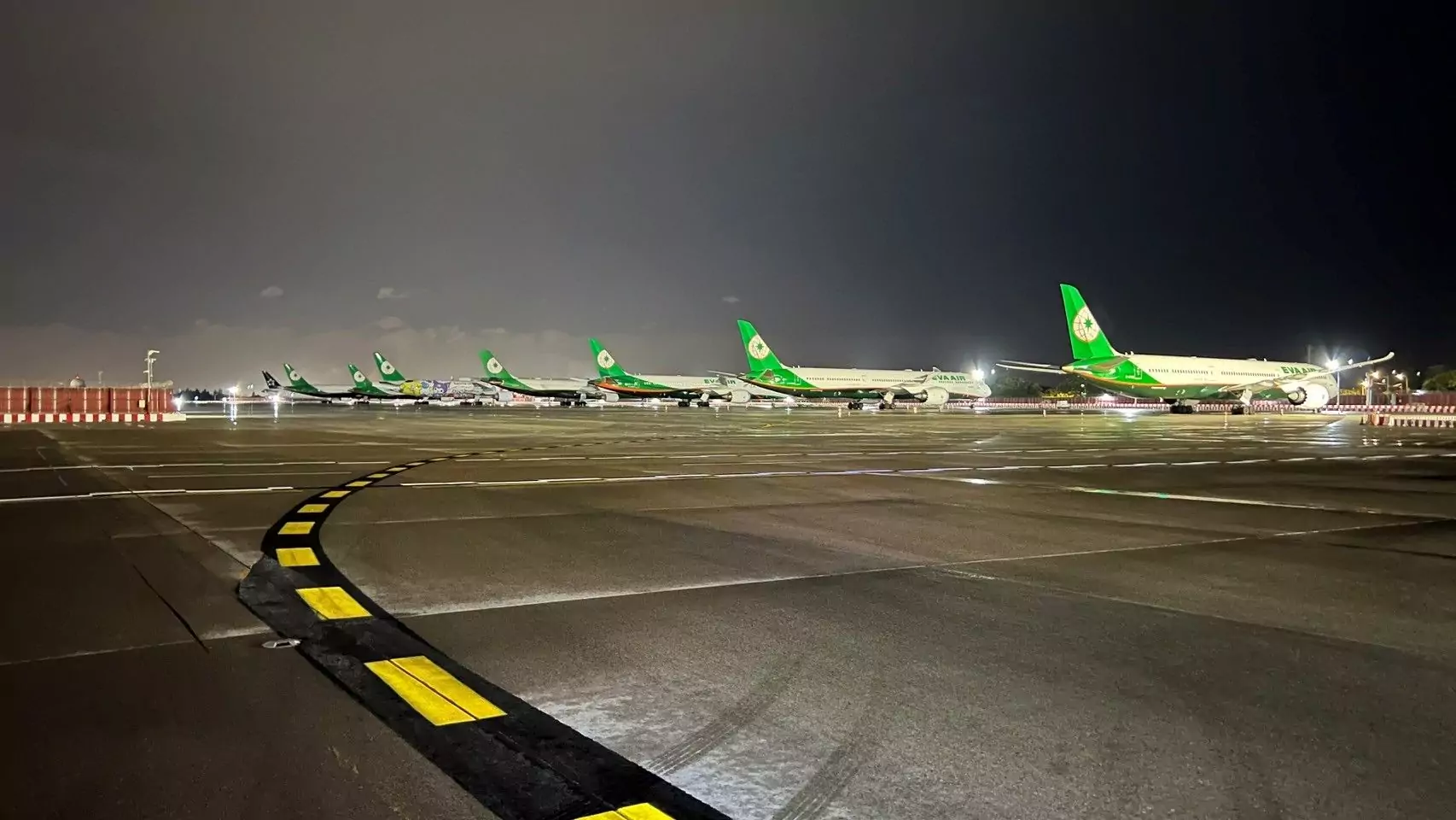 桃機第三航廈北登機廊年底啟用 臨時過夜機坪這時全數完工 5C0B8254 F8B2 F011 BC18 0050569094FE