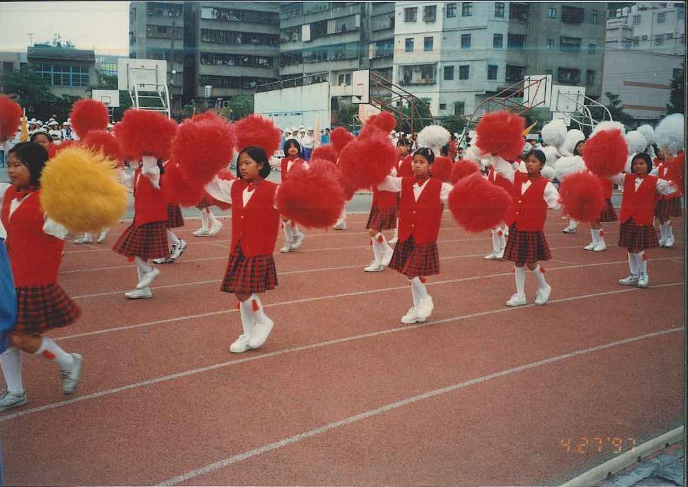 桃市山頂國小60周年校慶10/18登場 退休教師、校友將重現「鼓花隊」精彩表演 654705 0