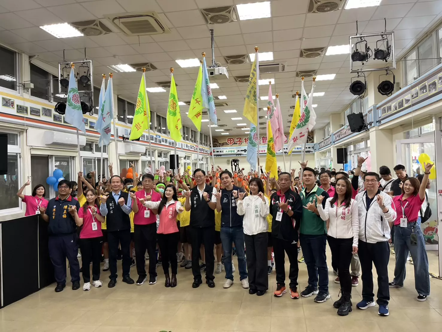 風雨不減熱情 龜山新路國小60周年校慶盛大登場 6hew 1