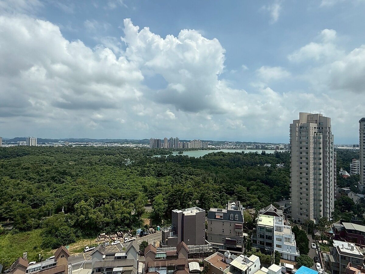 幫「準醫師」就地置產?高雄「3字頭宜居區」房市翻轉