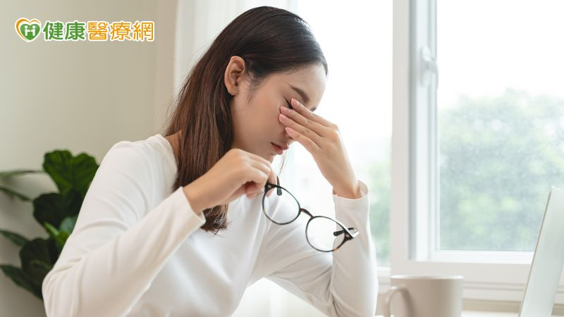 熬夜使免疫力下降?營養師:「芝麻素」與「Omega-3」對抗發炎利器