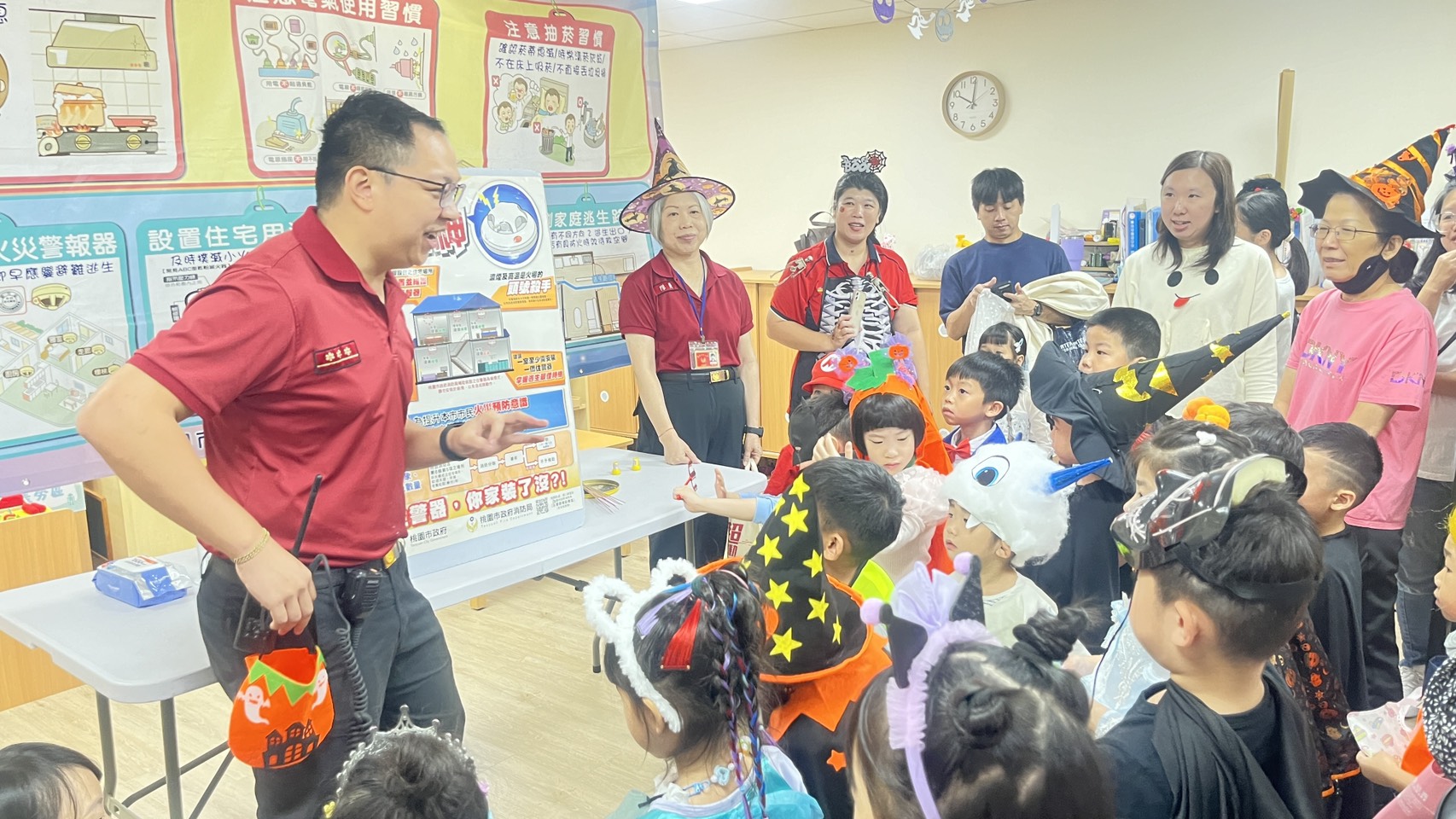 巫婆、尼莫也來學防災!大林消防萬聖節創意宣導 強化孩童安全觀念 S 166920252