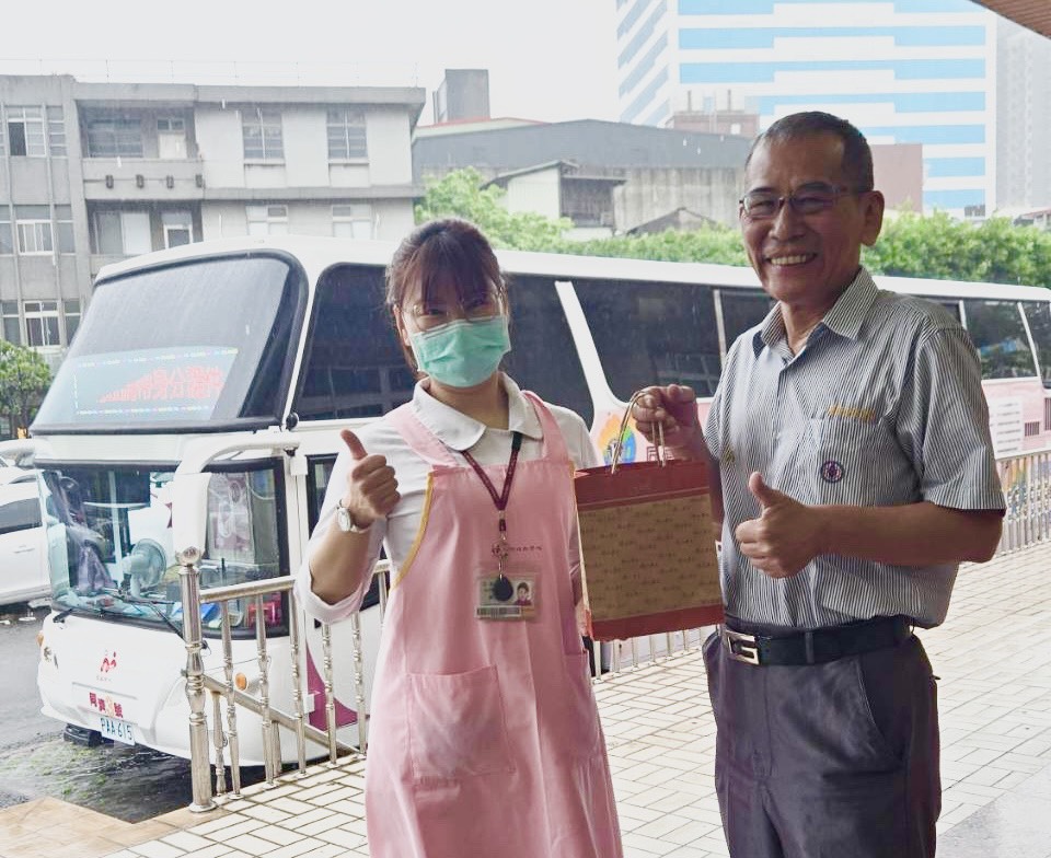 豪雨澆不熄愛心!台電桃園區處揪員工、里民挽袖 捐出70袋熱血 S 20922482