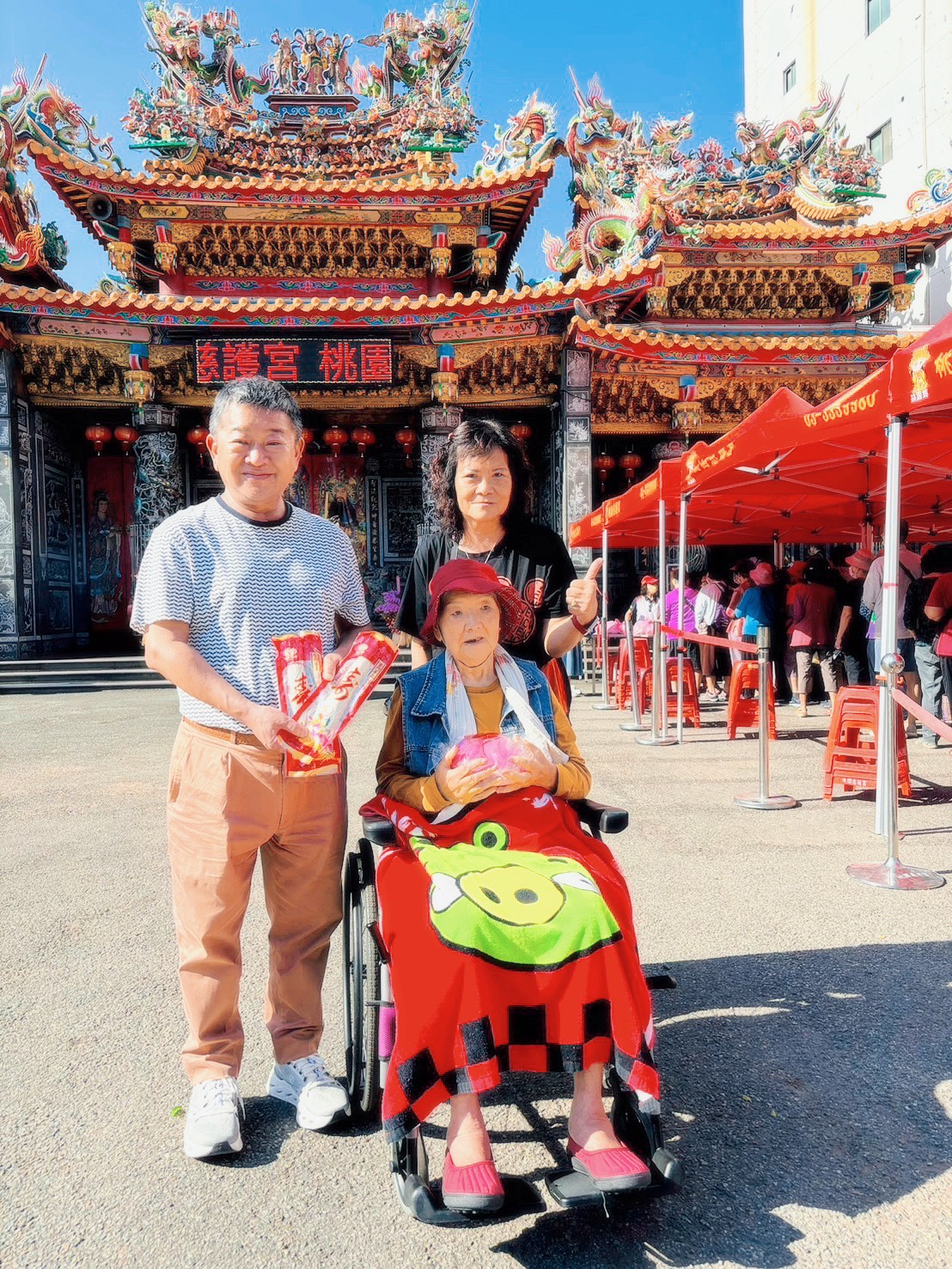 桃園慈護宮祈安法會登場 贈80歲長者千顆大壽桃 S 261242888 0