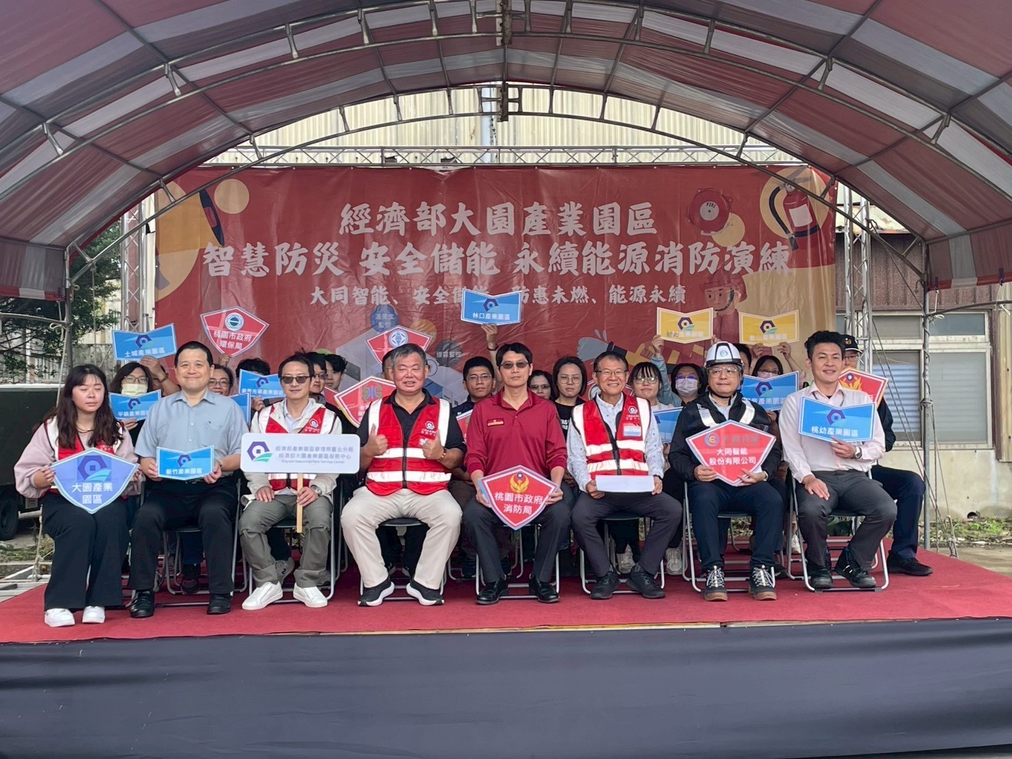 大園消防分隊前進大同電纜廠區 舉辦鋰電池火災搶救演練 S 55033945 0