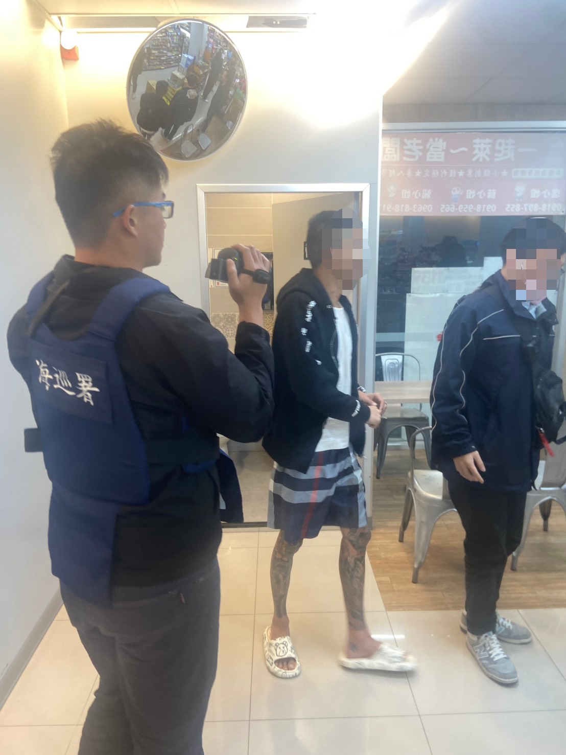 刺青男持改造手槍遭海巡署桃園查緝隊查獲 下場曝光 S 59302019 0