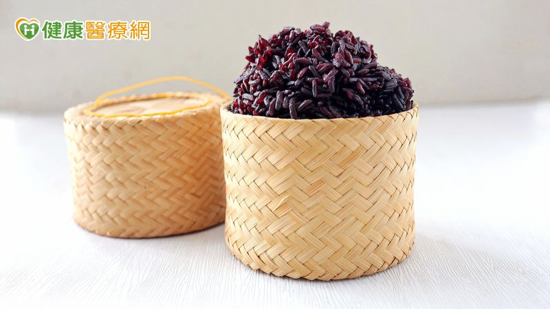 控制血糖和抗氧化力強　醫師：黑米取代部分白飯更健康