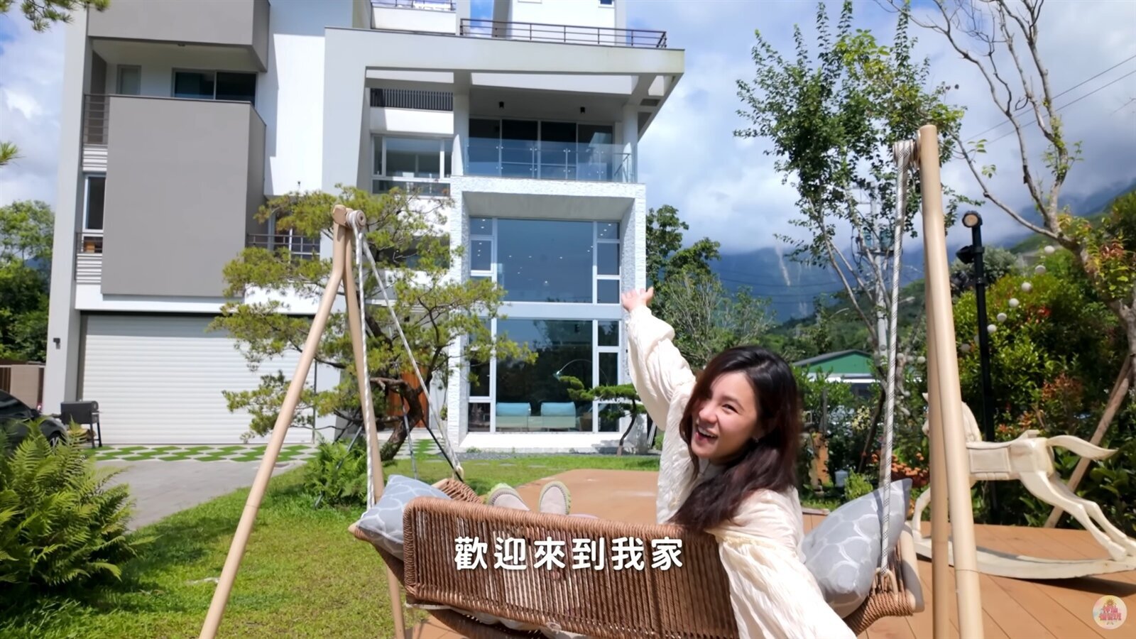 自地自建7年打造!Hold住姐開箱300坪豪宅 自虧「1設計」讓電費噴9萬