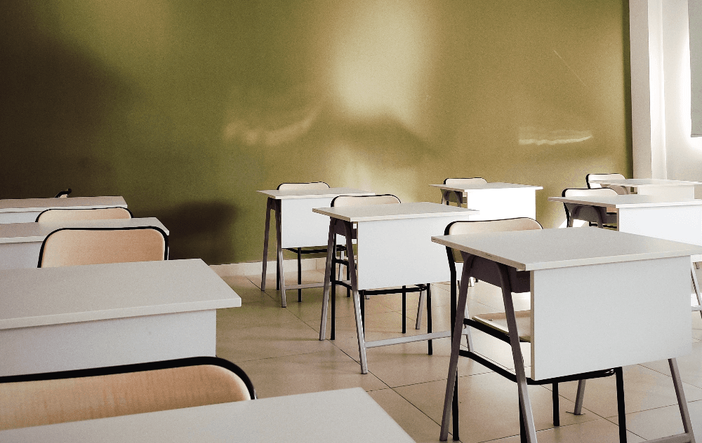 男大生想休學繳不1.8萬學雜費輕生 社會局關懷半工半讀胞弟