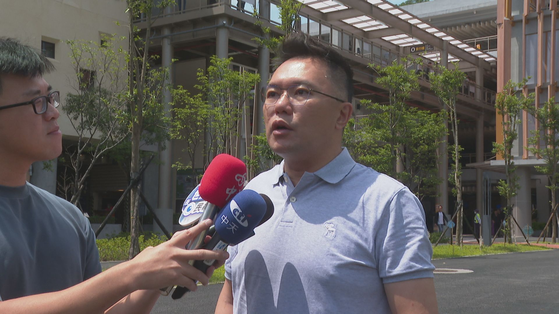 遭扯入黃國昌狗仔門 張斯綱駁買偷拍照:民眾看不慣投書