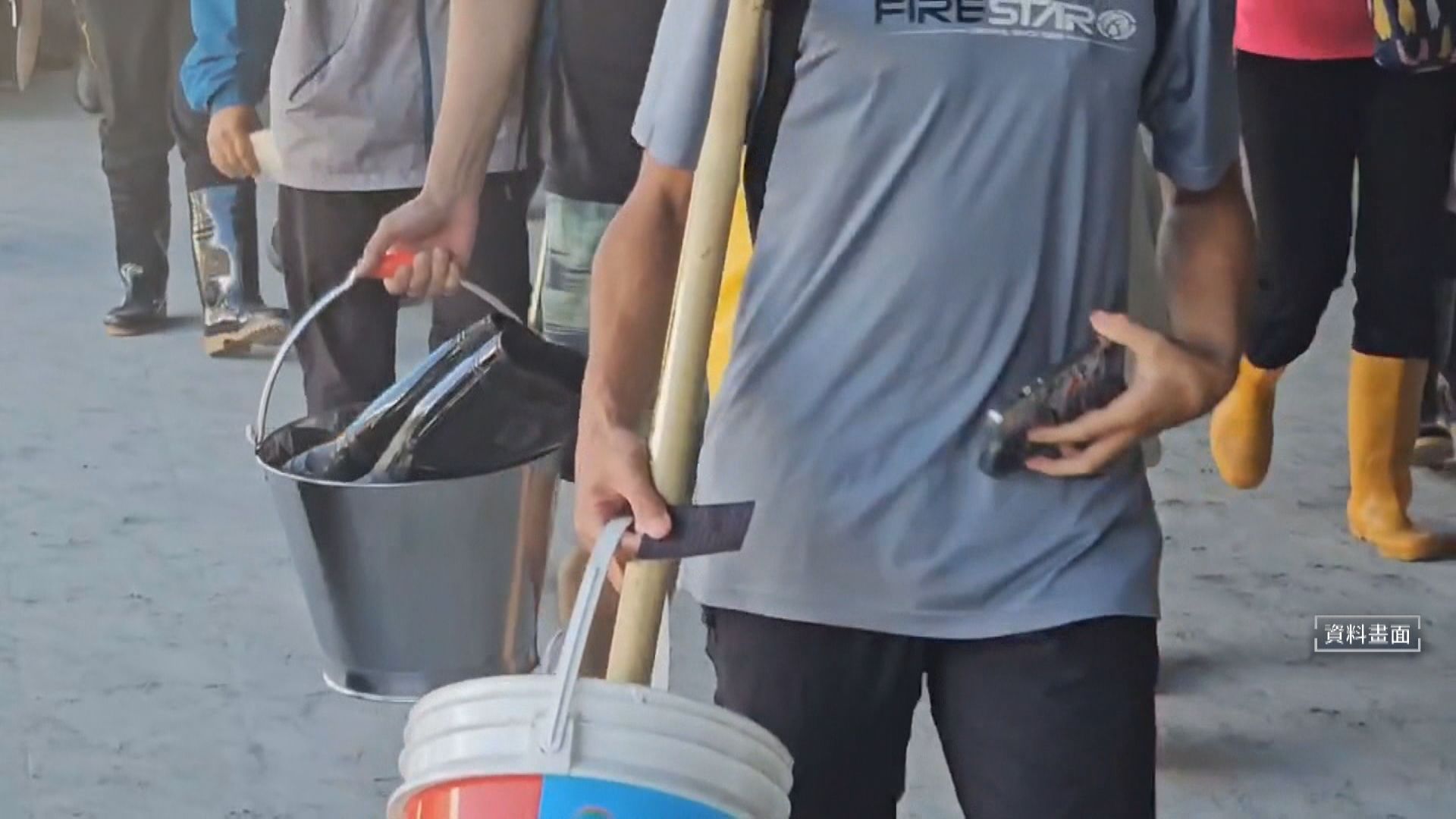 北部三大學設志工補助 挺學生當「鏟子超人」投入災後重建