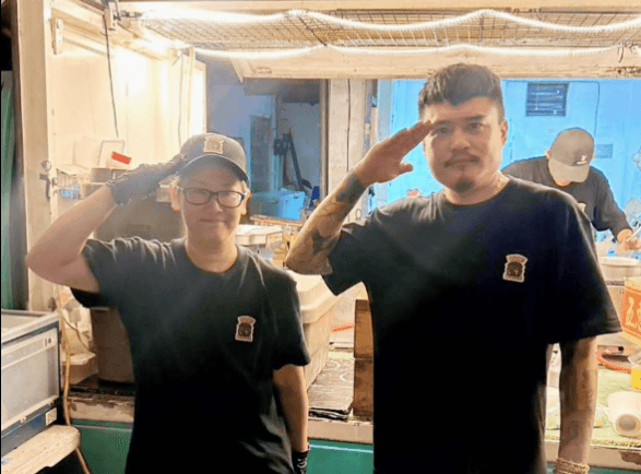 災區供餐9天女同仁遭投訴問話不答 「漢堡超人」親解她難處