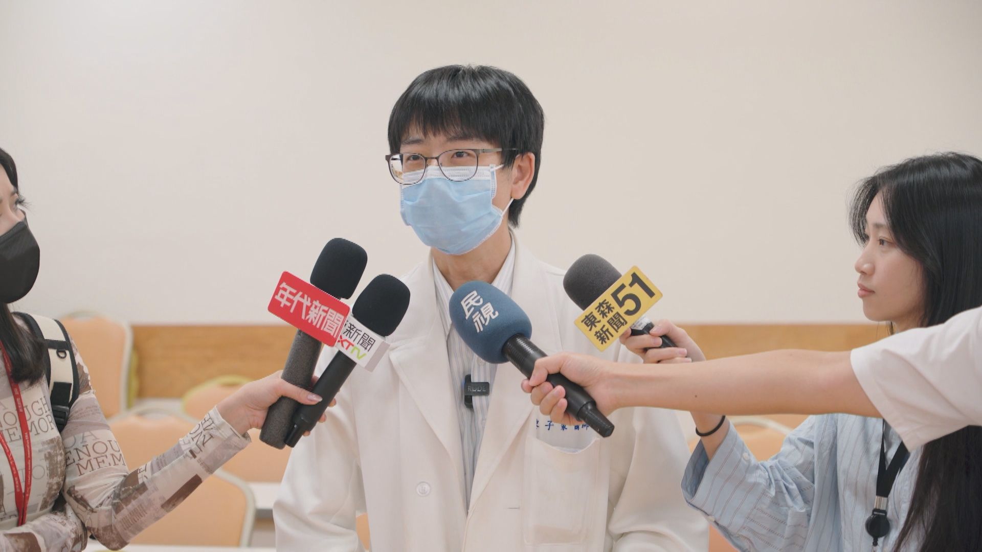 驟逝空服員告別式 長榮血汗班表曝3/空服疑患「史迪爾氏症候群」 醫曝:需好好休息