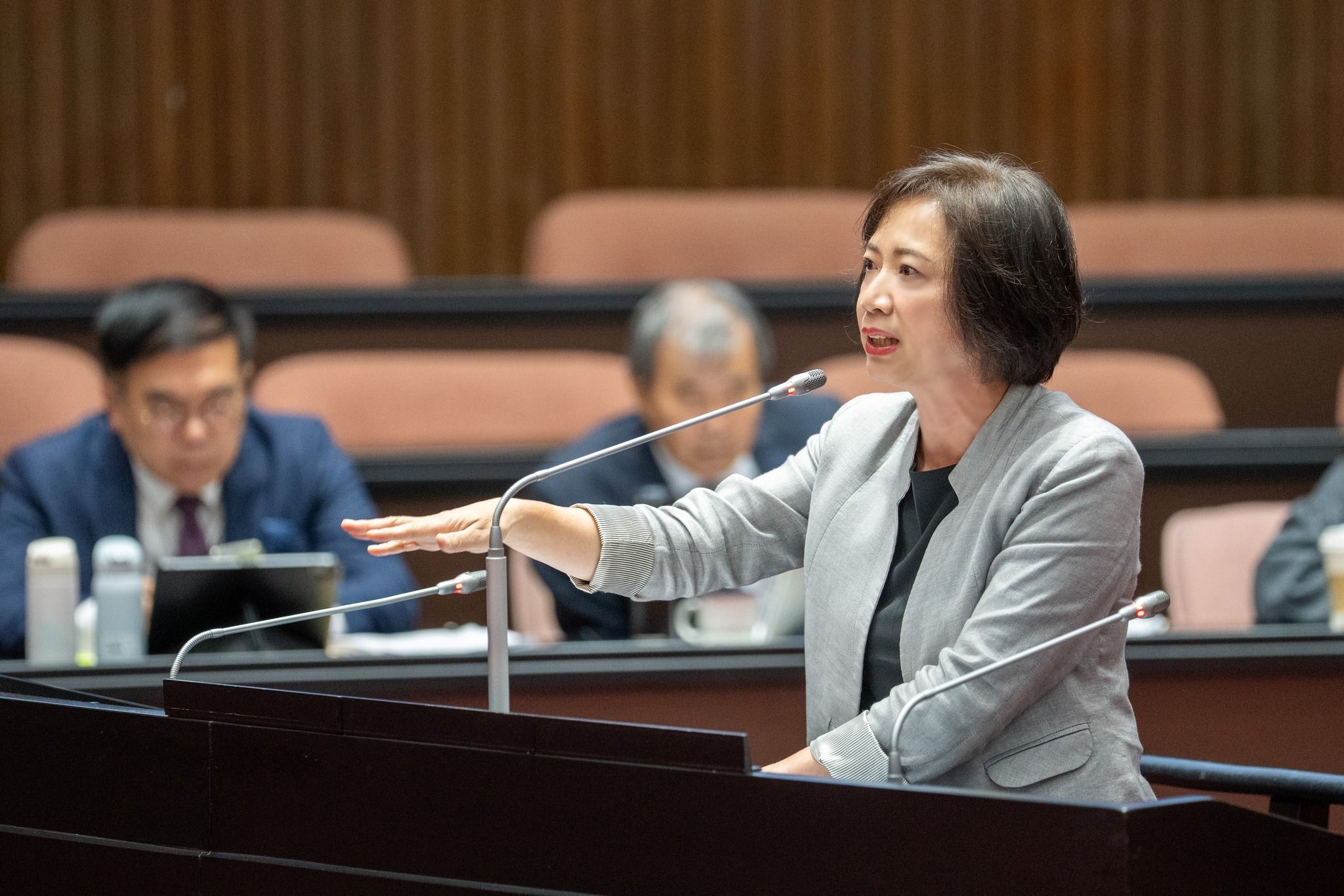 傳賴清德「便當會」定調何欣純出戰台中市長 蔡其昌留中央