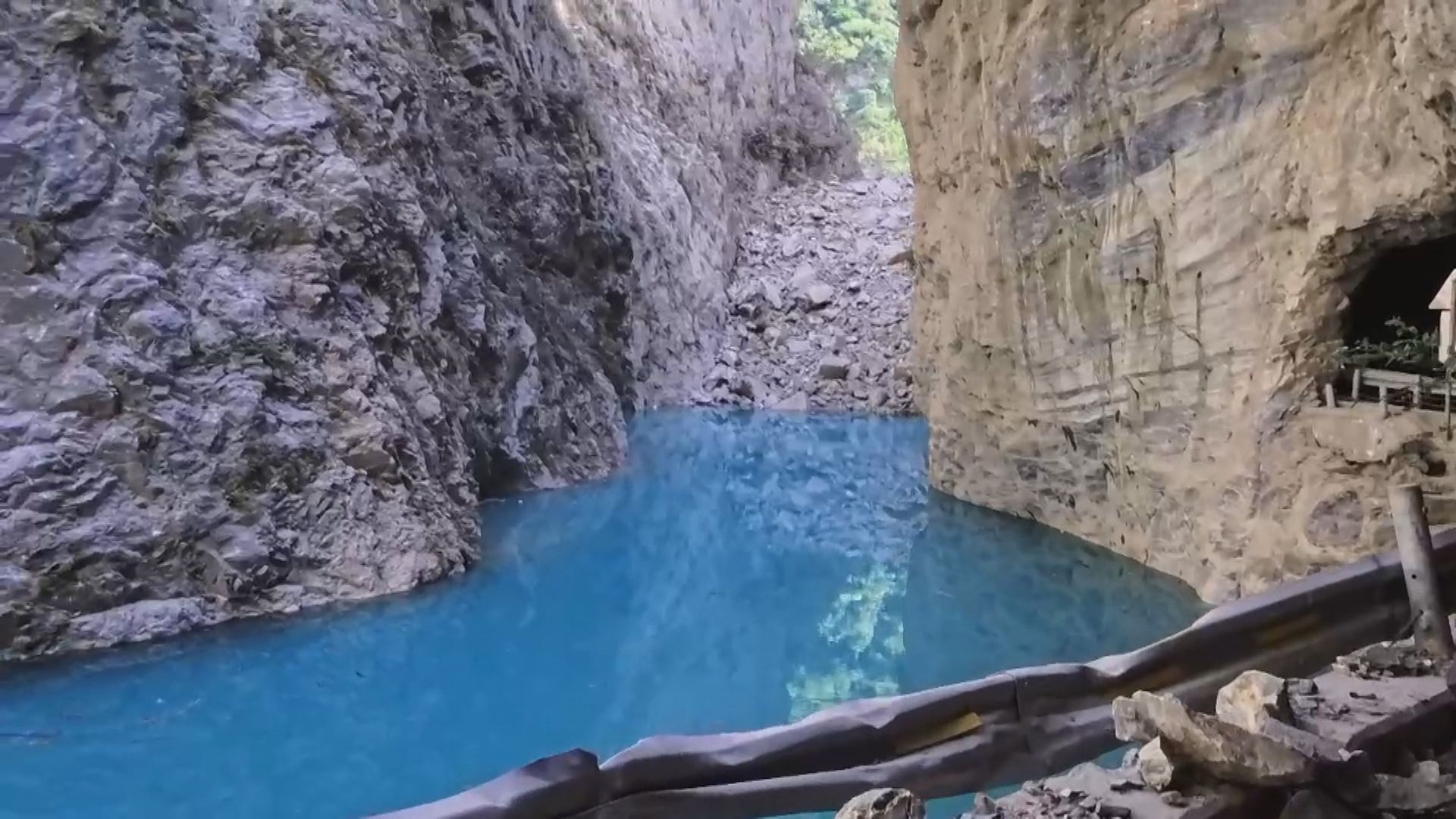 立霧溪燕子口堰塞湖「擬評估壩體降挖」 農業部揭與馬太鞍3差異