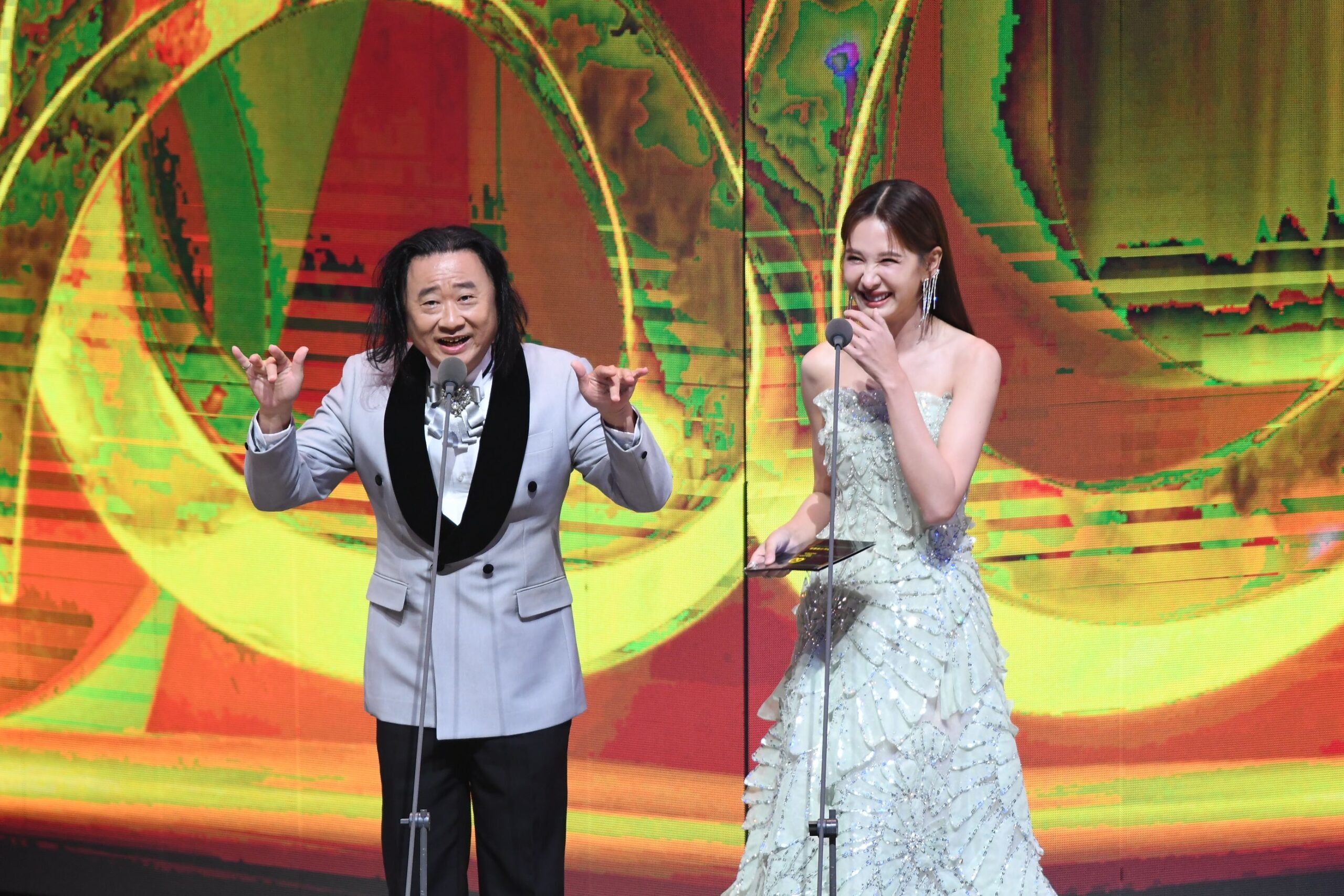 邰智源模仿王世堅! 飆金句「游刃有餘」全場笑翻