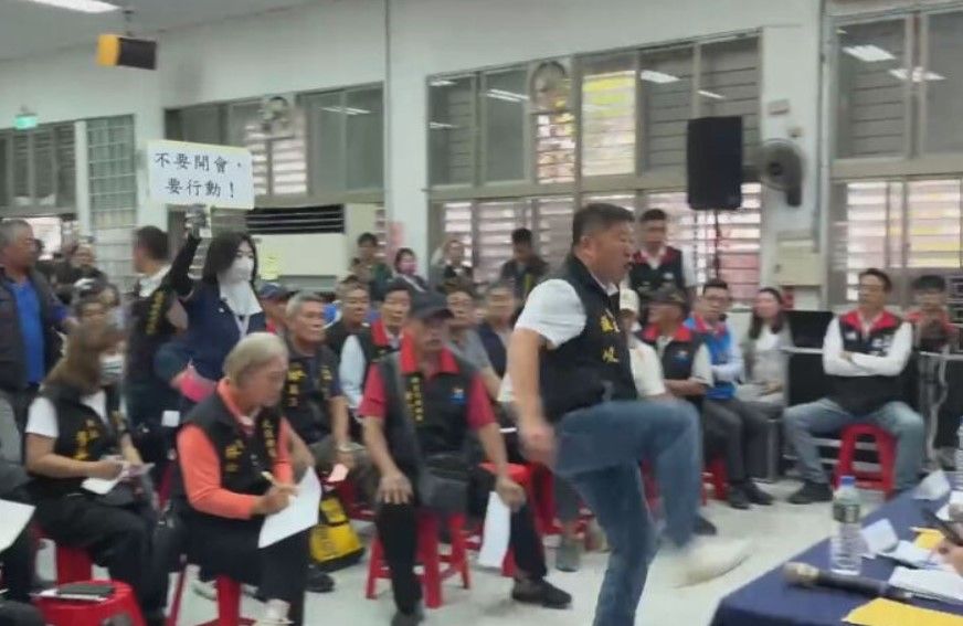 傅崐萁批張峻帶頭鬧場動粗 代表花蓮向國人致歉