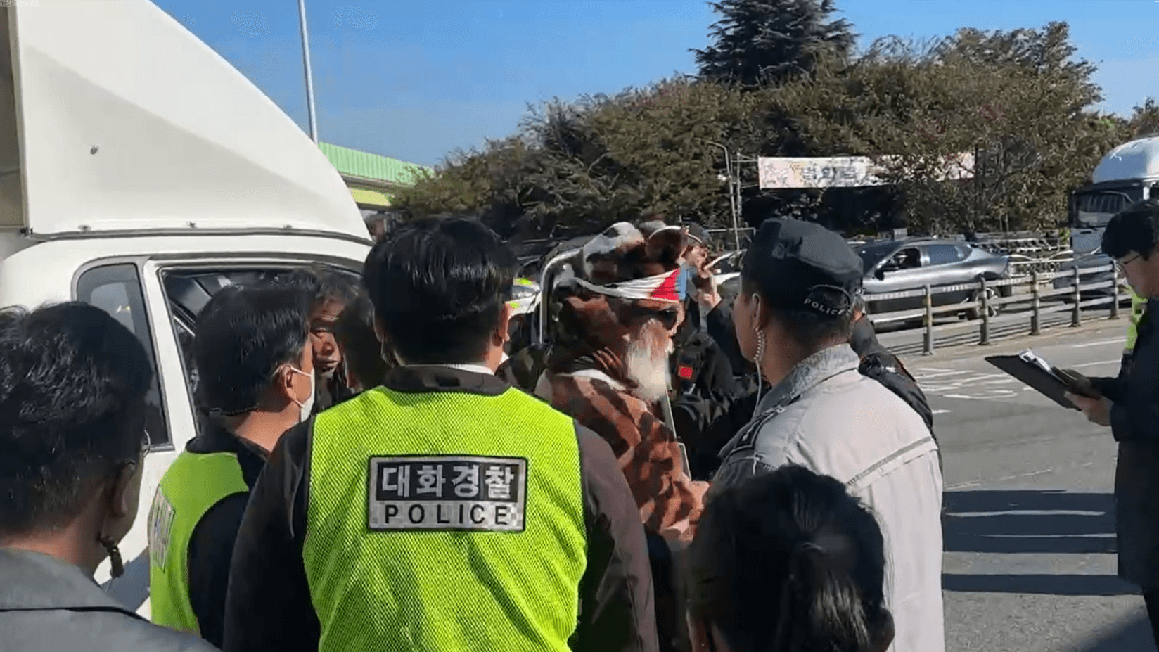 川習會登場! 反中民眾南韓示威喊「滅共」、「習近平out」